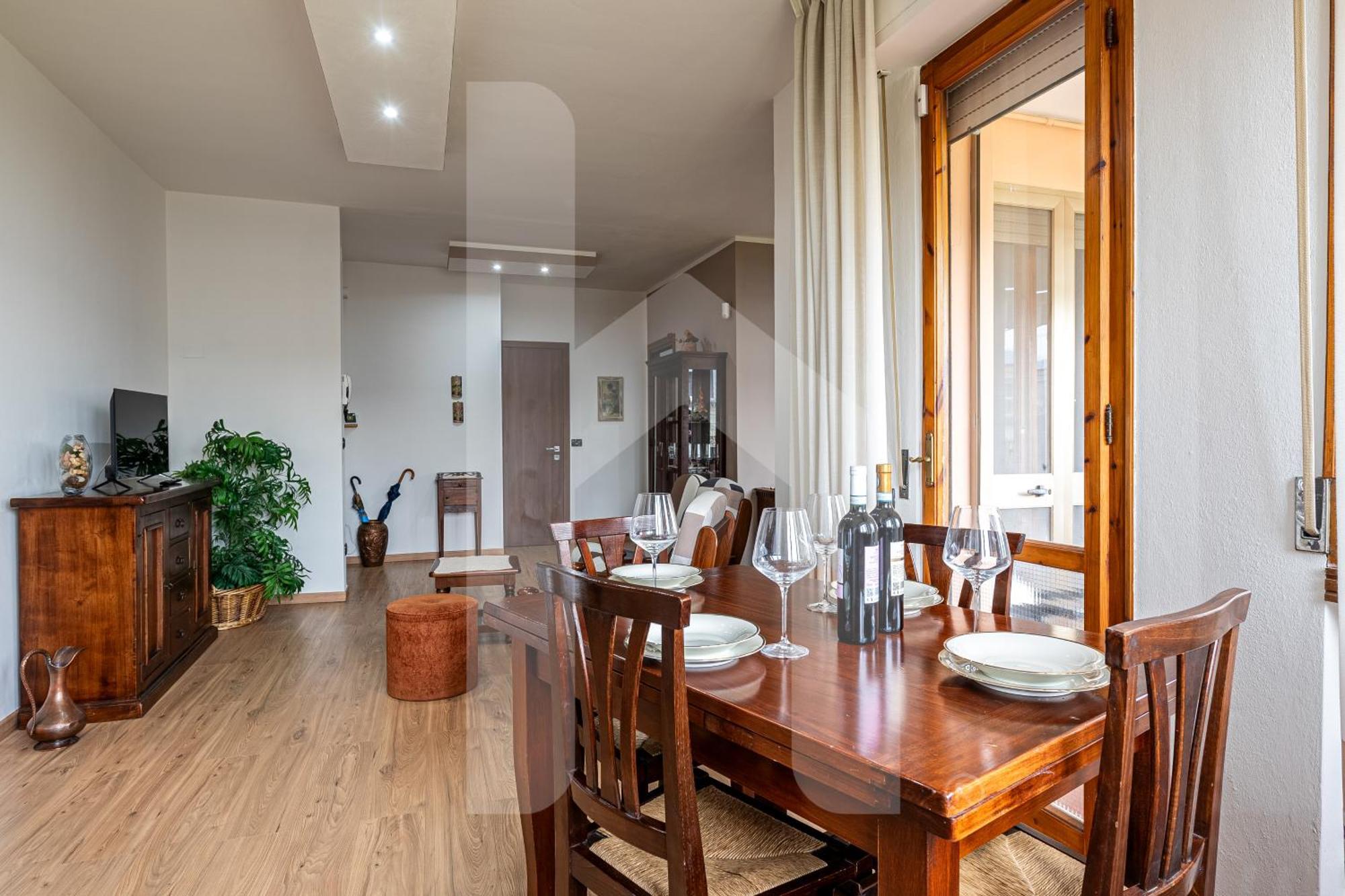 Homiday - Pisa - Elegant Apartment- 3 Camere 2 Bagni Luaran gambar