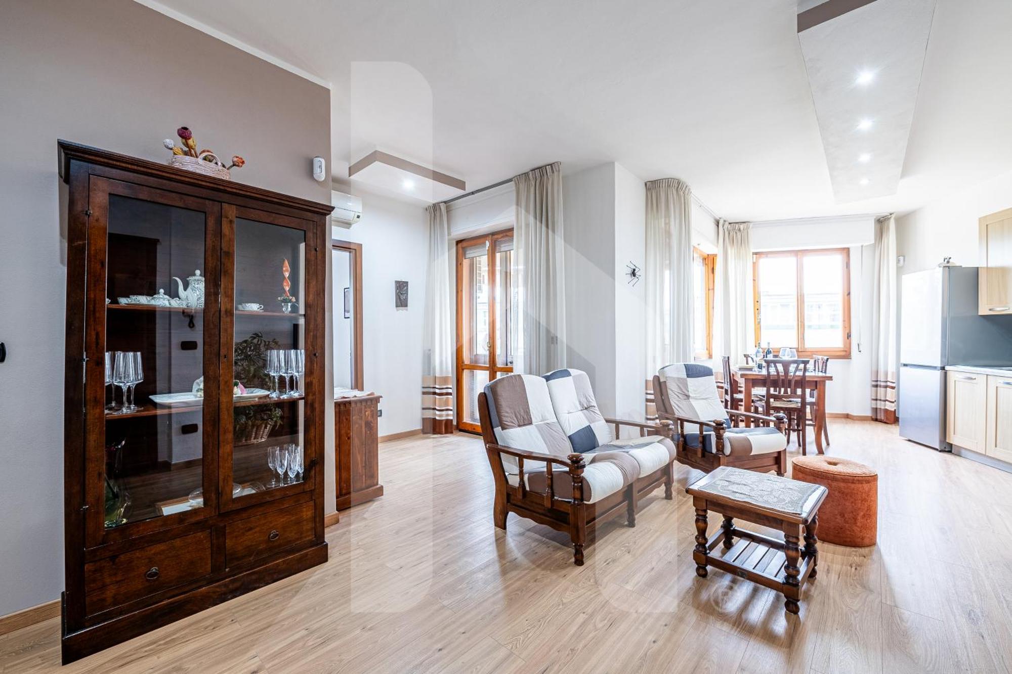 Homiday - Pisa - Elegant Apartment- 3 Camere 2 Bagni Luaran gambar